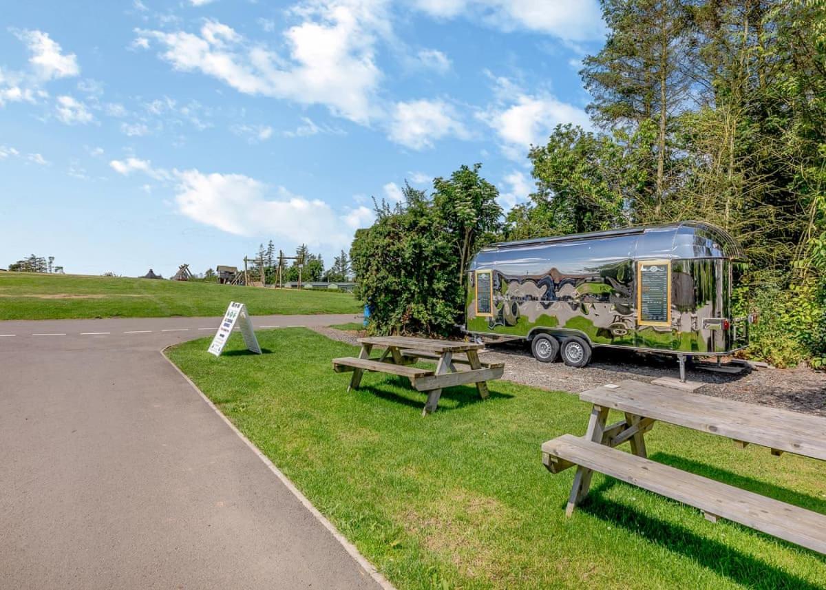 Waren Caravan Park Bamburgh Bagian luar foto